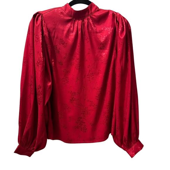 NWT VICI Aretha Satin Embossed Balloon Sleeve Blouse Burgundy - S - Picture 4 of 6